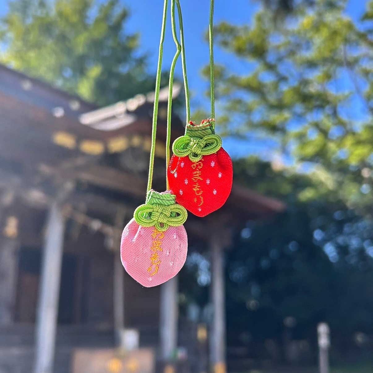 いちご御守（ピンク）